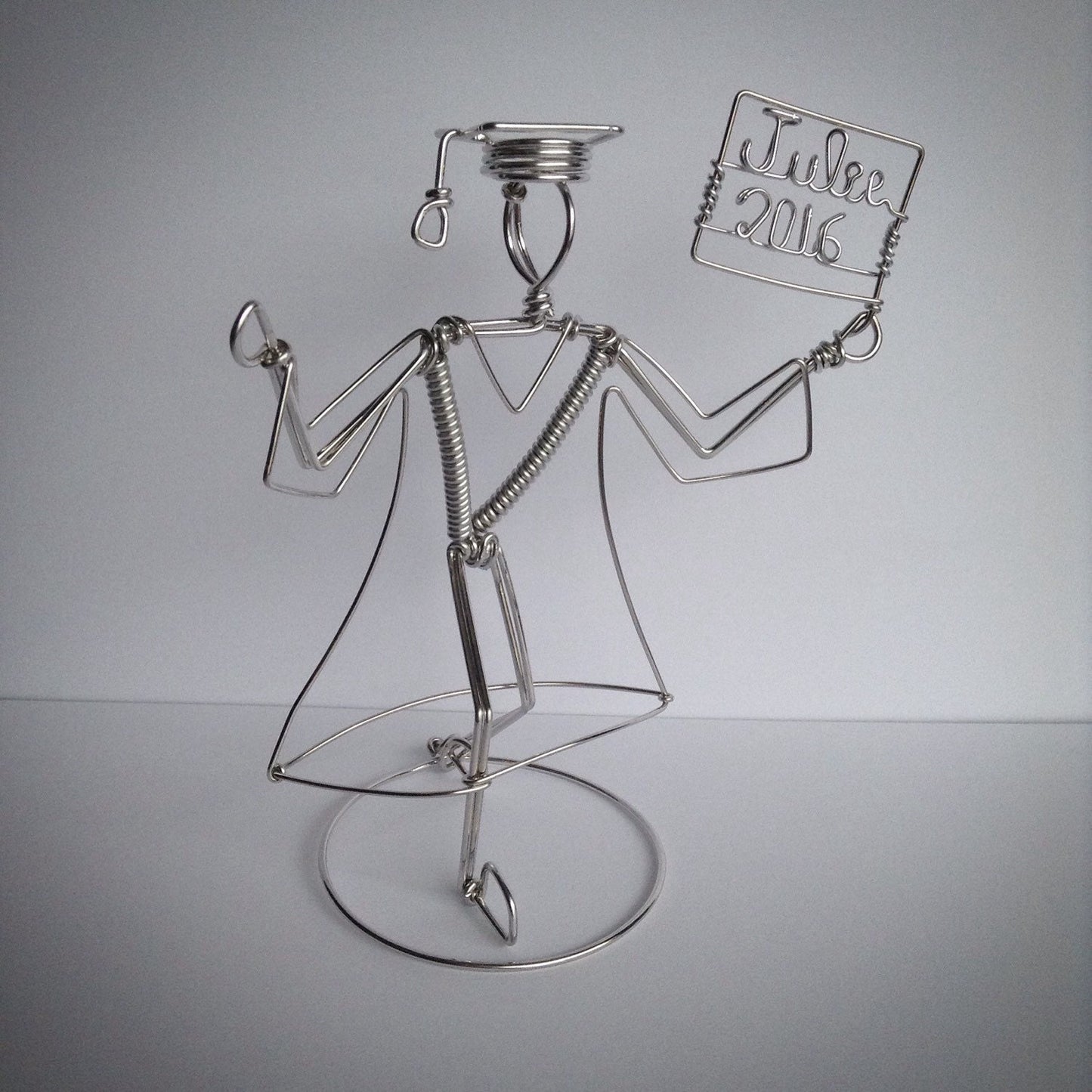 Graduation Ornament Cake Topper Wire Art Sculpture Decoration Gift for Graduate